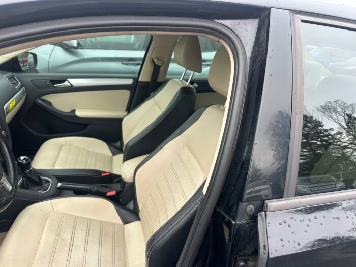 Volkswagen Jetta Sedan N/A - Image 7