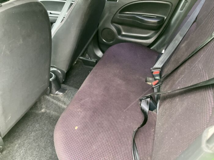 Mitsubishi Mirage SE – Image 11