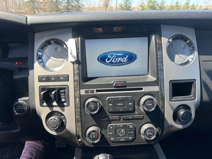 Ford Expedition max LIMITED - Image 15