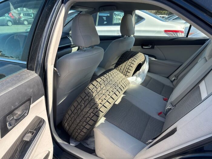 Toyota Camry Hybrid N/A - Image 15