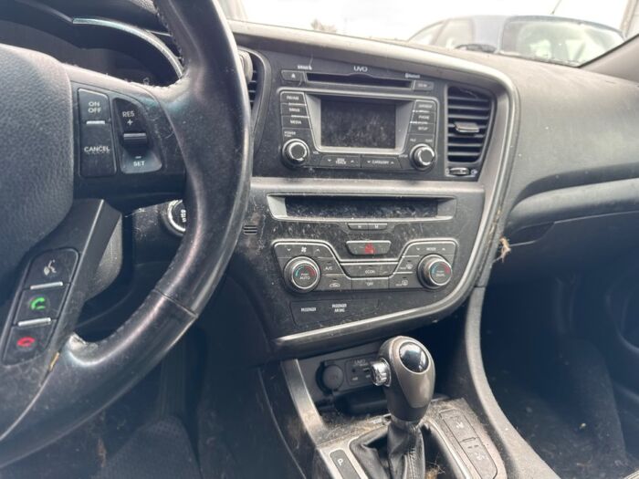 Kia Optima Hybrid EX - Image 15