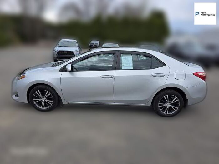 Toyota Corolla 4dr Sdn CVT LE – Image 4