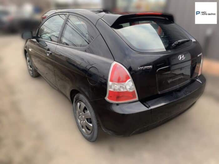 Hyundai Accent L - Image 4