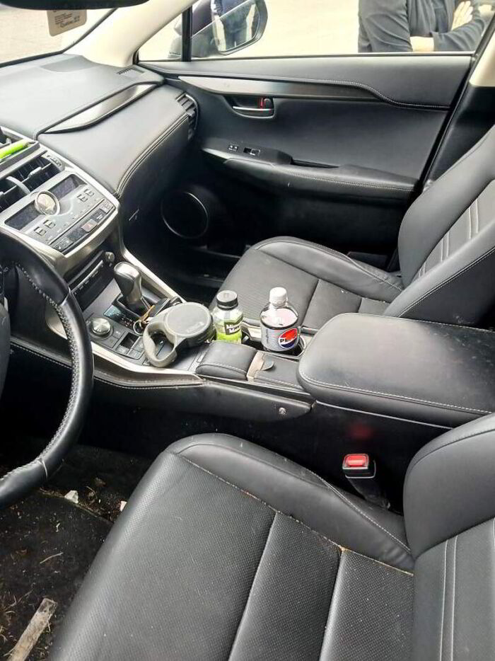 Lexus NX NX 300 /LE LUXE A VOTRE PORTÉ/8MAGS ET PNEU - Image 4