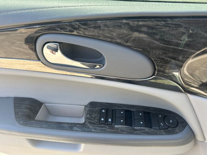Buick Enclave CONVENIENCE - Image 14