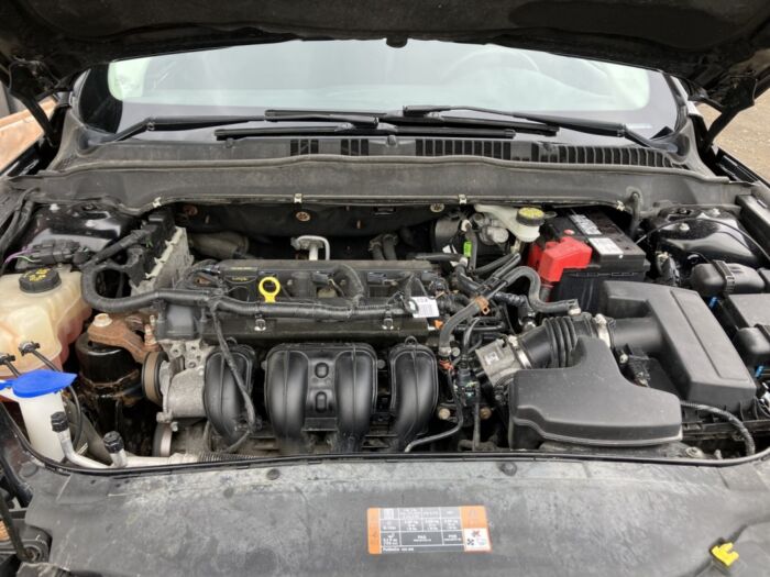 Ford Fusion SE – Image 23