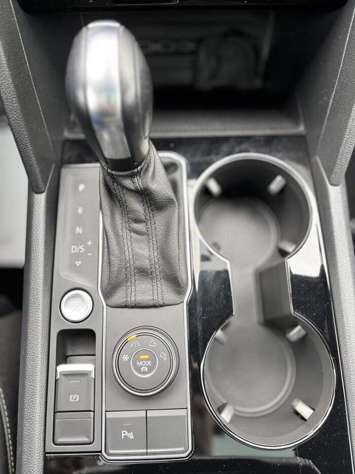 Volkswagen Atlas Cross Sport Comfortline 3.6 FSI 4MOTION - Image 18