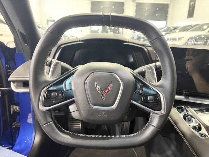 Chevrolet Corvette 1LT - Image 12