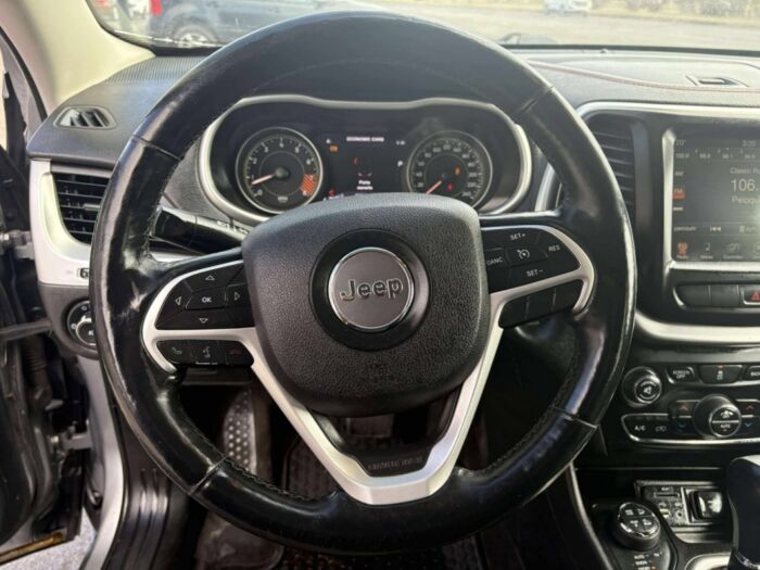 Jeep Cherokee Trailhawk – Image 13