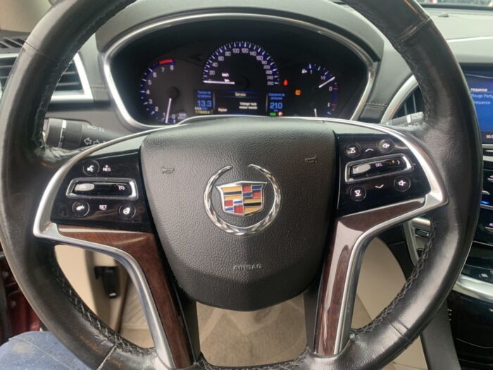 Cadillac SRX Luxury - Image 17