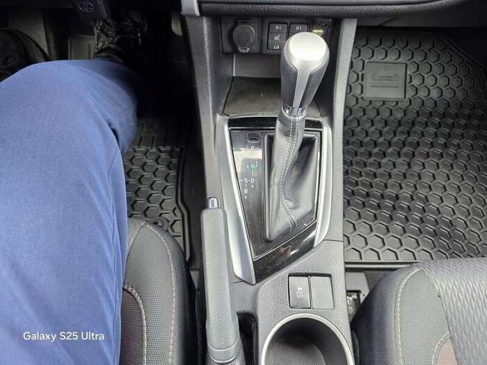 Toyota Corolla 4dr Sdn CVT LE – Image 7