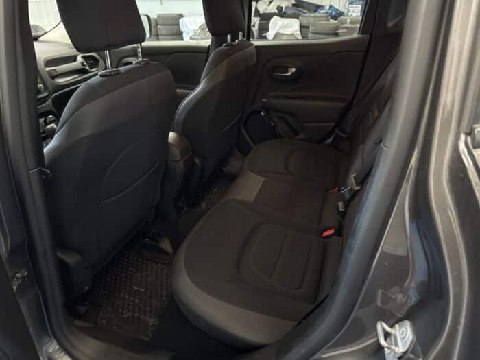 Jeep Renegade North – Image 15