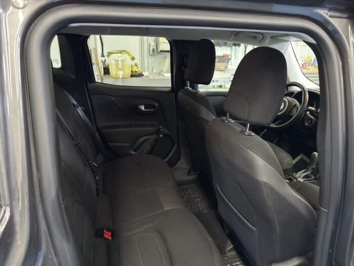 Jeep Renegade North – Image 14