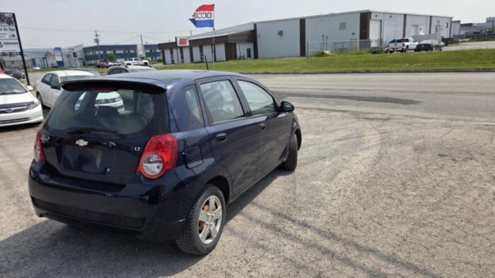 Chevrolet Aveo LT – Image 6