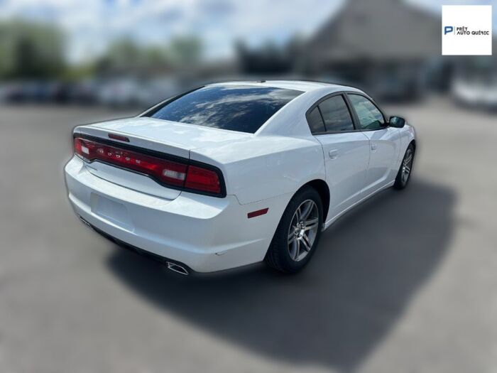 Dodge Charger SXT – Image 4