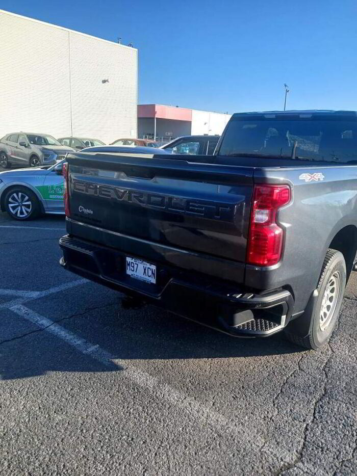 Chevrolet Silverado 1500 WT cabine double 4RM 147 po – Image 10
