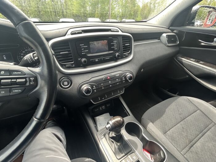 KIA Sorento LX+ 3,3 L – Image 10