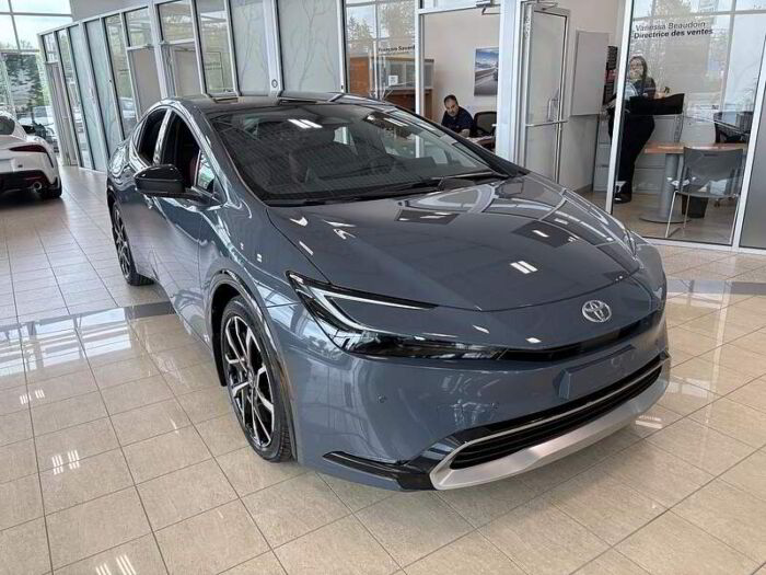 Toyota Prius Plug-In XSE - VÉHICULE NEUF - – Image 4