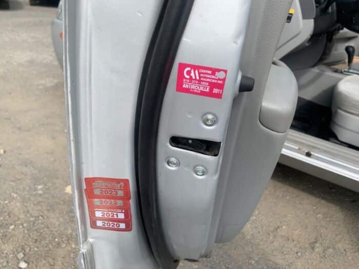 KIA Magentis LX – Image 20