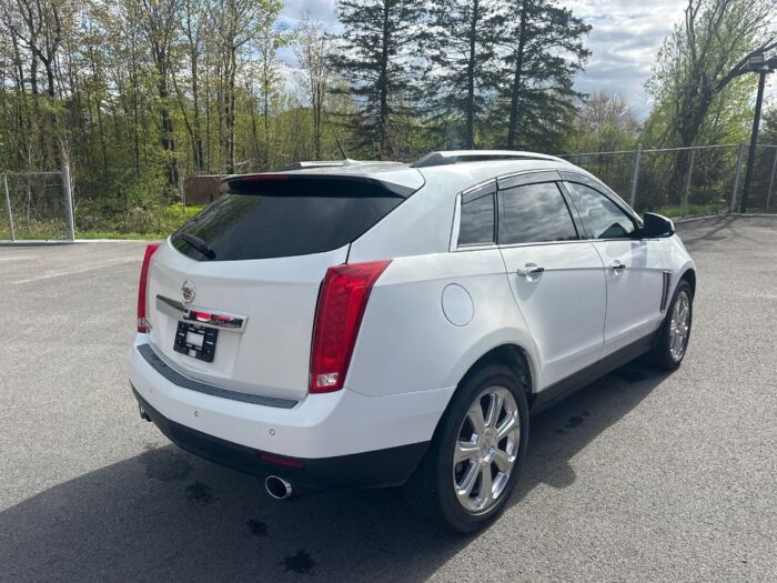 Cadillac SRX PERFORMANCE – Image 3
