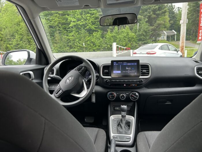 Hyundai Venue Essential – Image 6