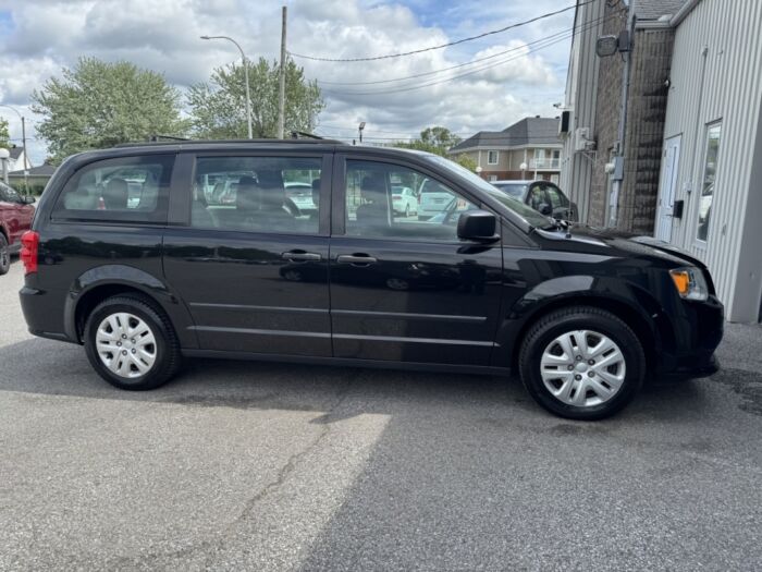 Dodge Grand Caravan Ensemble Valeur Plus – Image 6