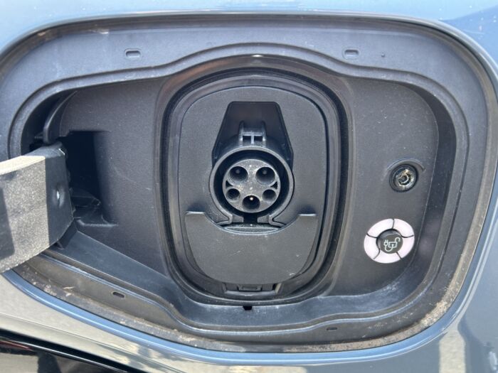 Ford MACH-E 4X Premium – Image 12