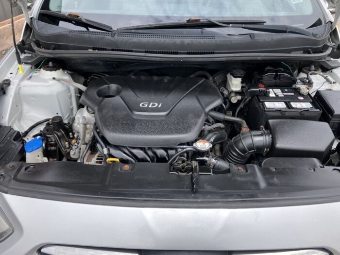 Hyundai Accent GL – Image 19