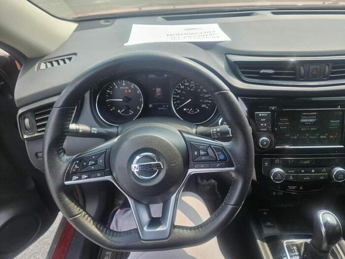 Nissan Rogue SV ENSEMBLE TECH, TOIT OUVRANT, GPS, HAYON ELECTRI – Image 15