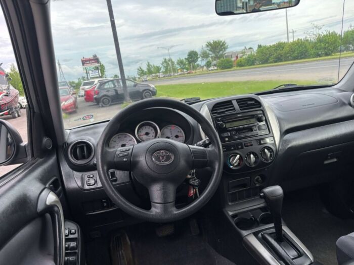 Toyota RAV4 - – Image 11