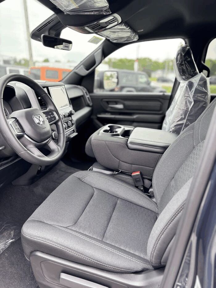 RAM 1500 Tradesman – Image 9