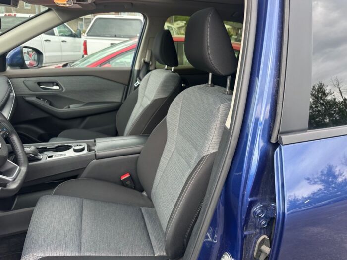 Nissan Rogue SV – Image 8