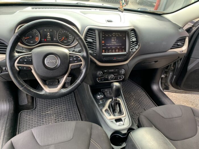 Jeep Cherokee North – Image 12
