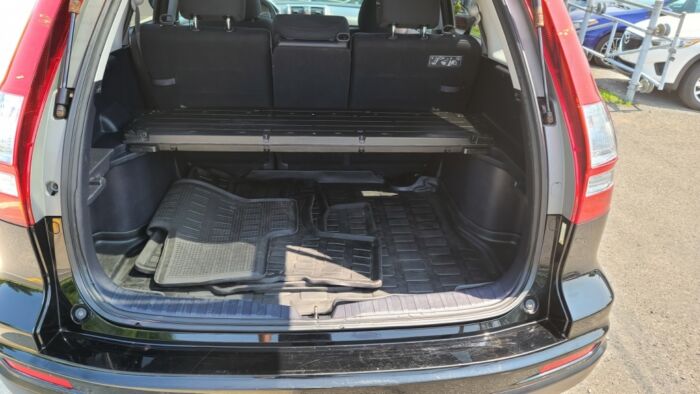 Honda CR-V LX – Image 11