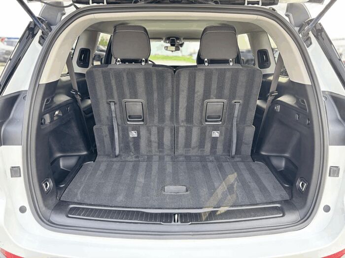Jeep Grand Cherokee L Laredo 4x4 – Image 7