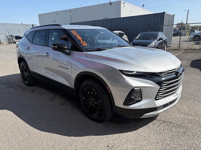 Chevrolet Blazer LT ÉDITION NUIT AWD BLUETOOTH CAMÉRA BAS KILO – Image 4
