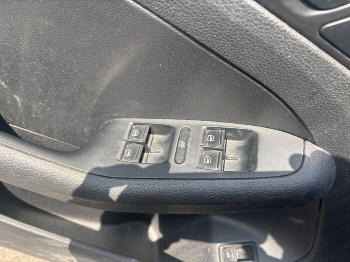 Volkswagen Jetta Sedan COMFORTLINE – Image 8
