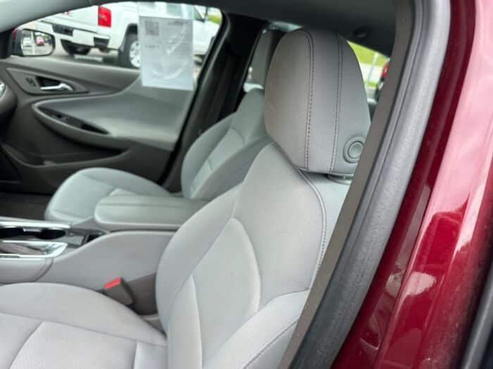 Chevrolet Malibu LT – Image 9