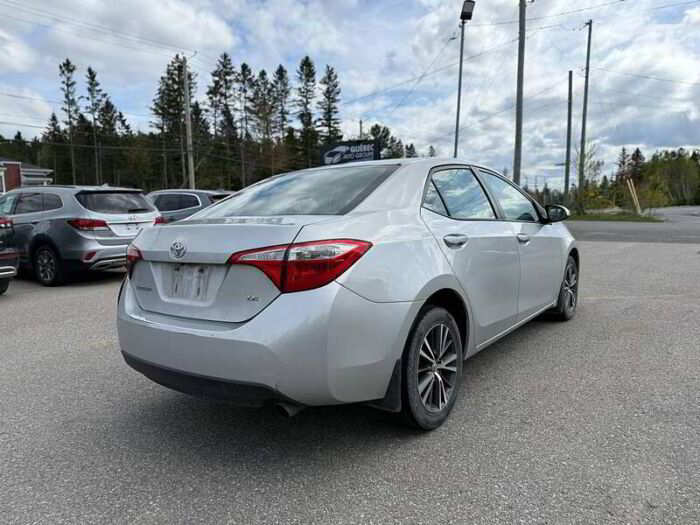 Toyota Corolla LE berline 4 portes CVT – Image 6