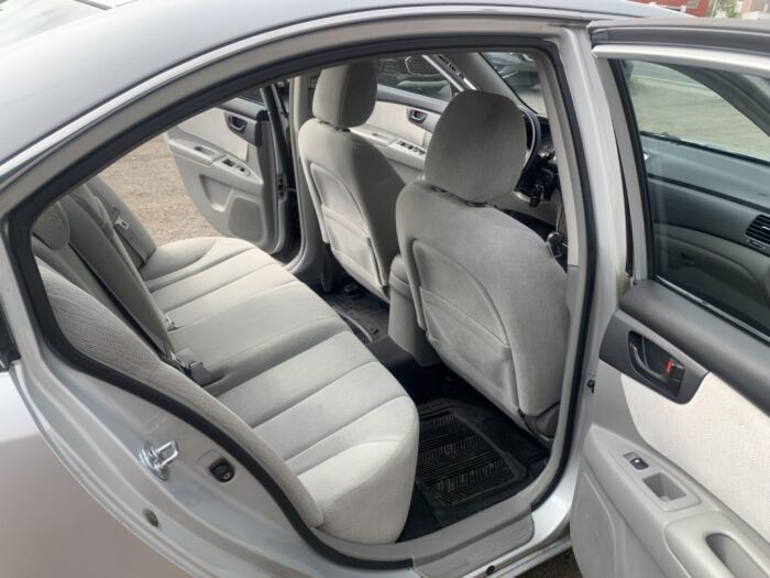 KIA Magentis LX – Image 11