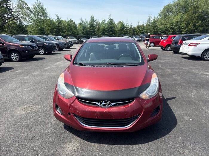 Hyundai Elantra GL – Image 8