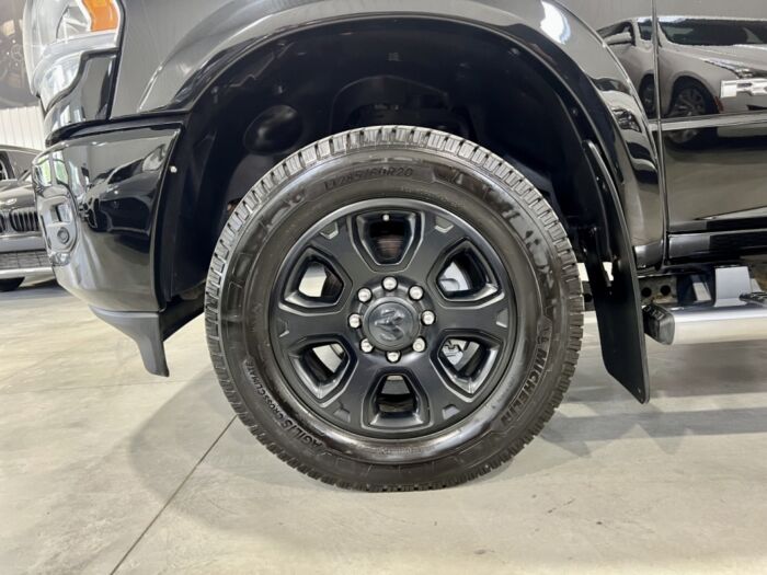 Ram 3500 Big Horn – Image 24