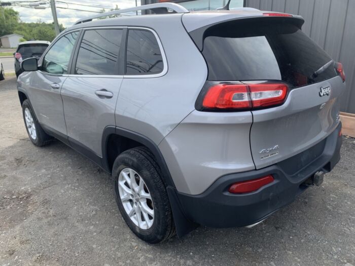 Jeep Cherokee North – Image 11