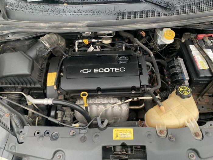 Chevrolet Sonic LT – Image 17