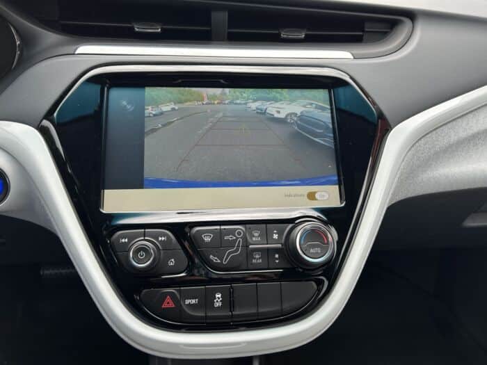 Chevrolet Bolt EV LT – Image 8