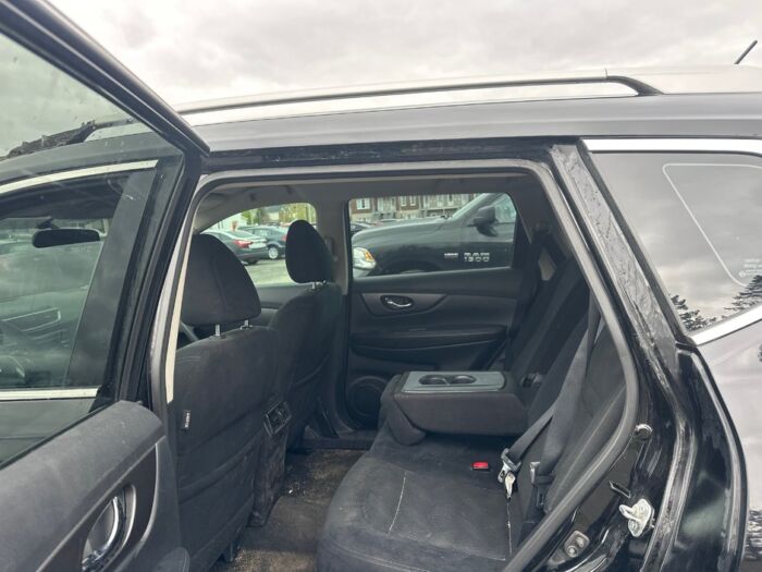 Nissan Rogue S – Image 6