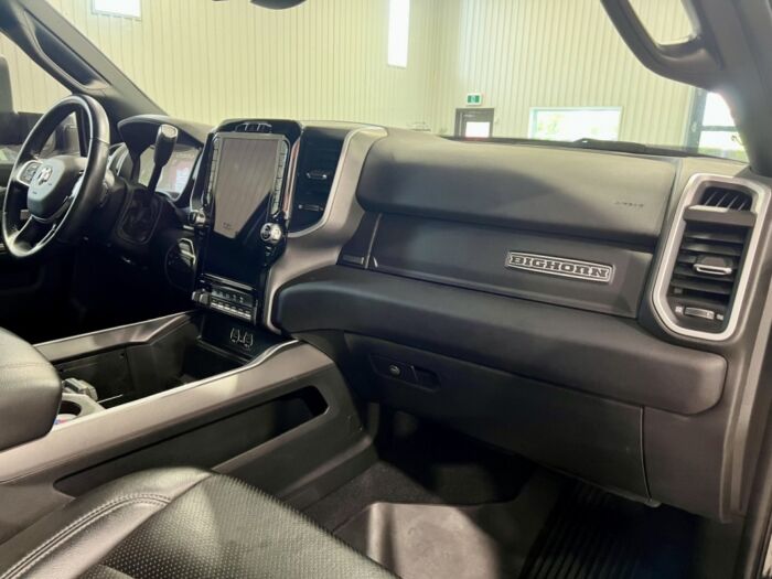 Ram 3500 Big Horn – Image 23