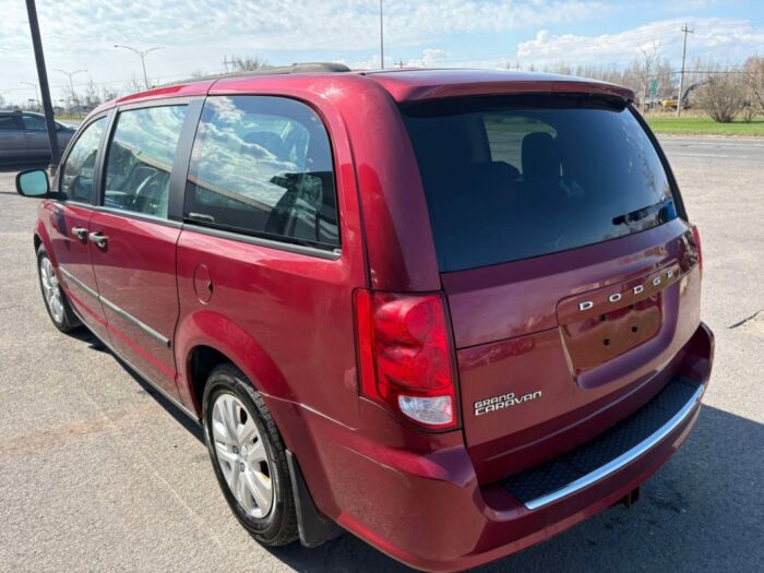 Dodge Grand Caravan Ensemble Valeur Plus – Image 6