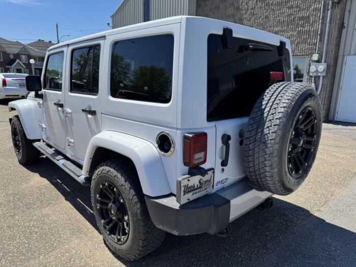 Jeep Wrangler Sahara – Image 7