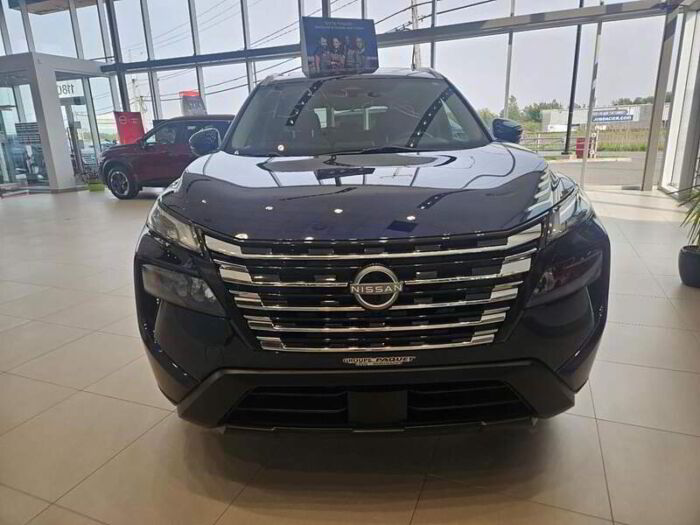 Nissan Rogue SV EN PRIVILEGE, CUIR, TOIT PANO, --DEMO-- – Image 7